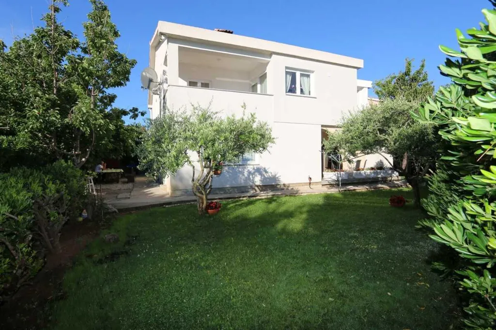 1-Bedroom Apartment in Šilo for Up to 3