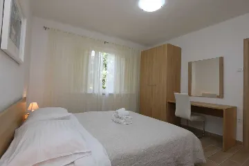 Šilo 3-Bedroom Apartment with Sea-View Terrace