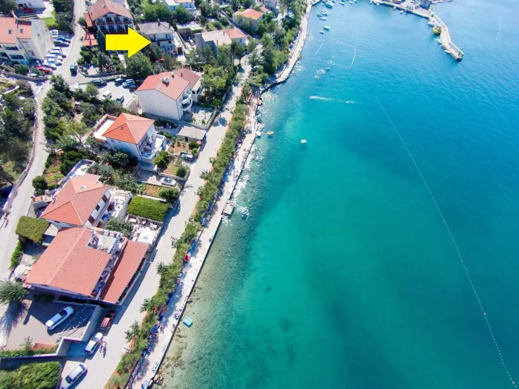 Apartment with Sea View in Šilo for Up to 7