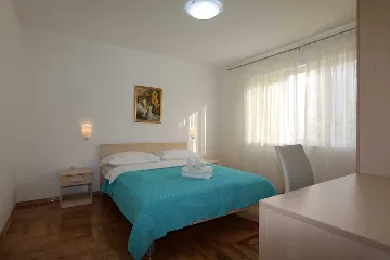 Apartment with Sea View in Šilo for Up to 7