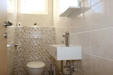 Apartment with Sea View in Šilo for Up to 7