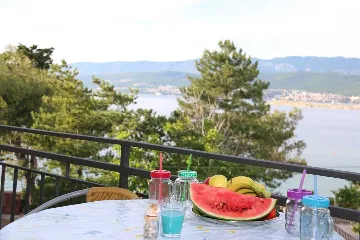 Apartment with Sea View in Šilo for Up to 7
