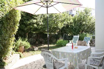 Šilo 1-Bedroom Apartment for Up to 4 Guests