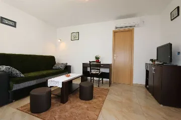 Šilo 1-Bedroom Apartment with Sea View & Terrace