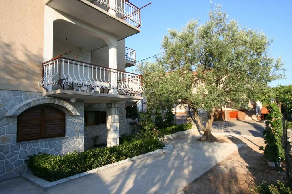 Šilo Apartment for 3 Guests with Balcony