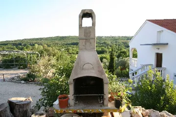 Šilo Apartment for 3 Guests with Balcony