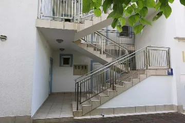 Šilo 2-Bedroom Apartment for up to 5 Guests
