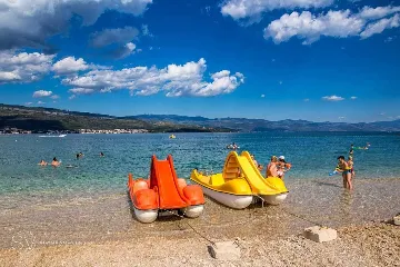 Šilo 2-Bedroom Apartment for up to 5 Guests