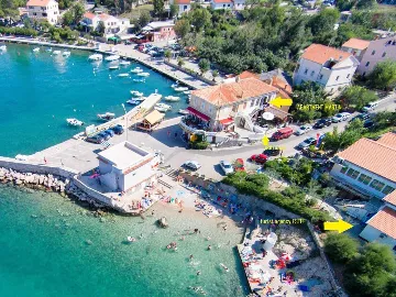 Apartment in Šilo for 6 Guests with Sea View