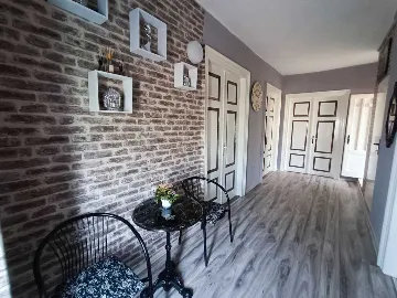 Apartment in Šilo for 6 Guests with Sea View