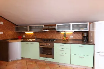 Šilo Apartment for 7 Guests with Full-Day Boat Tour