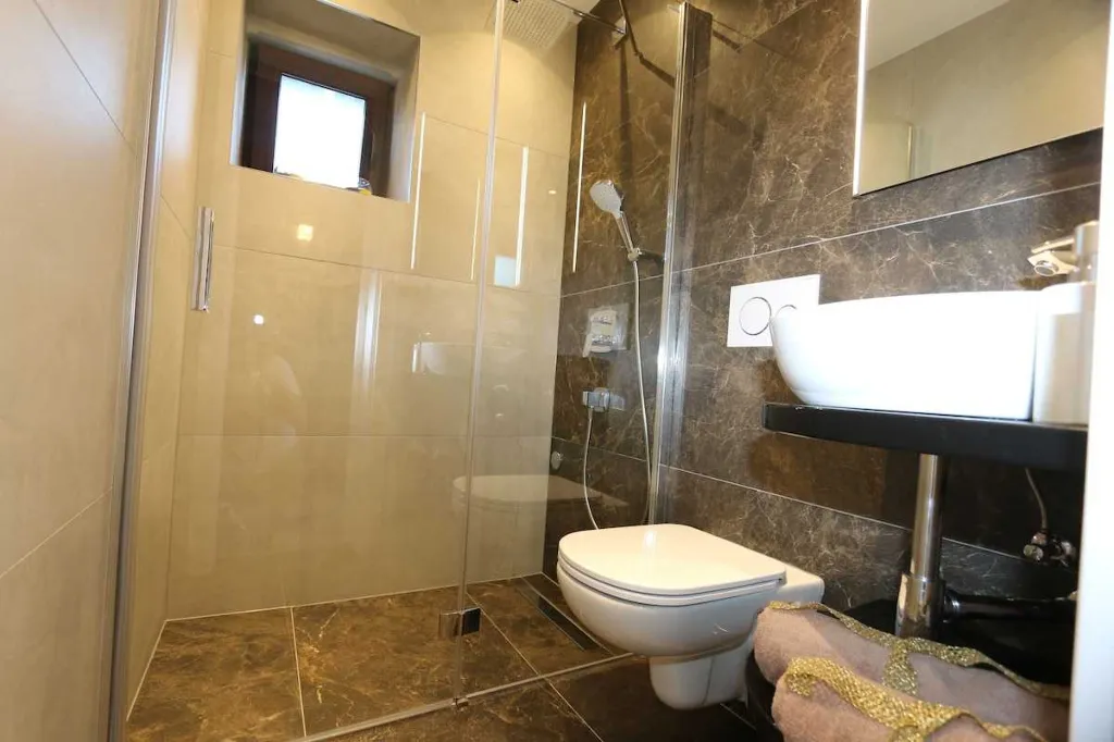Family Apartment in Šilo for Up to 5 Guests