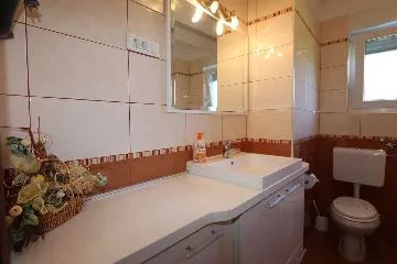 Family Apartment in Šilo with Private Balcony