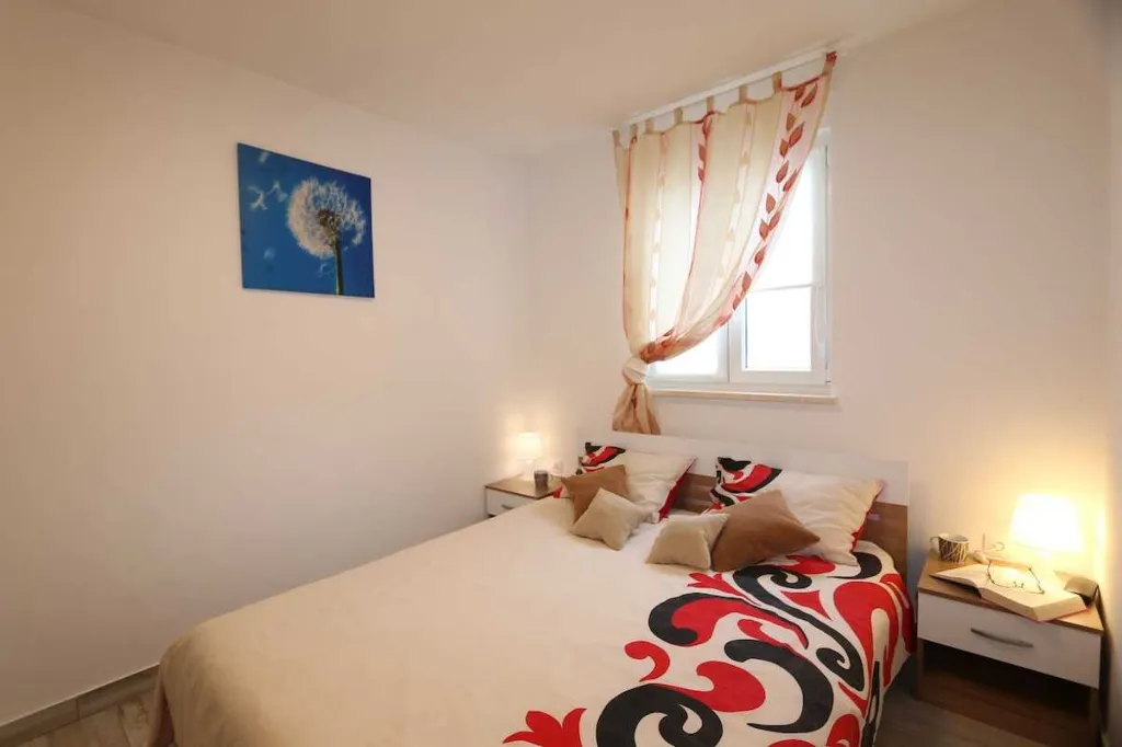 Two-Bedroom Apartment in Šilo for 4 Guests