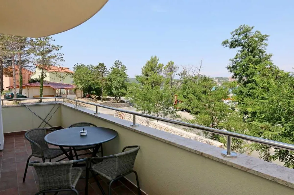Šilo Apartment with 7-Night Stay and Fishing Trip