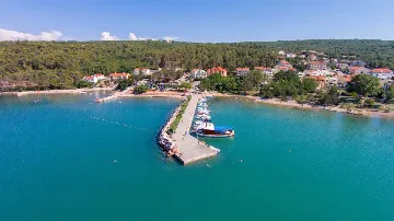 Šilo Apartment with 7-Night Stay and Fishing Trip