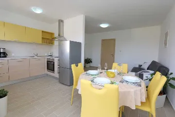 Two-Bedroom Apartment in Šilo for Families