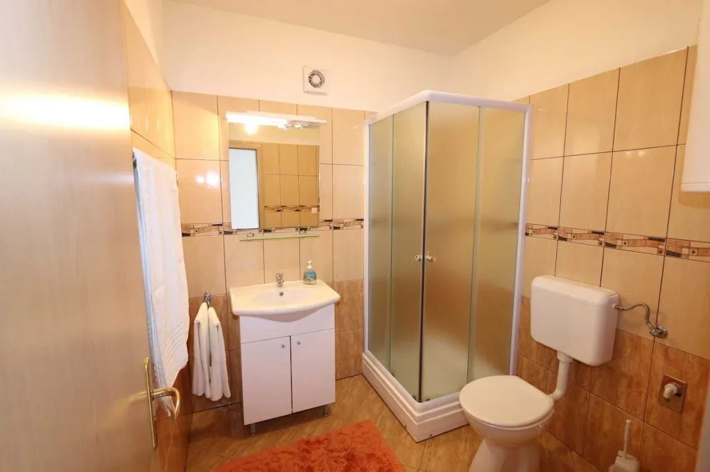 Šilo Apartment with Balcony and 7-Day Boat Tour