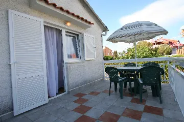 Two-Bedroom Apartment in Šilo (Sleeps 4)