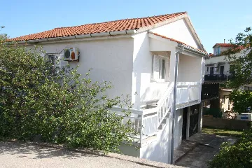 Two-Bedroom Apartment in Šilo (Sleeps 4)