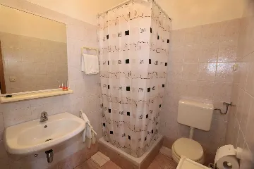 Apartment in Šilo for up to 3 Guests