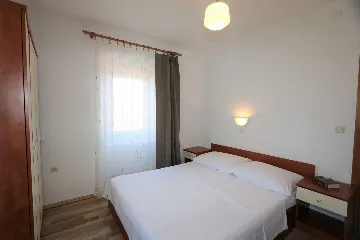 1-Bedroom Apartment in Šilo for Up to 3 Guests