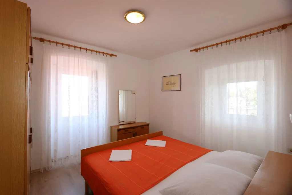 Šilo Apartment for Up to 4 Guests