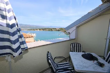Apartment in Šilo, Croatia for Up to 3 Guests