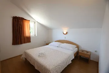 Šilo Apartment for Up to 4 Guests