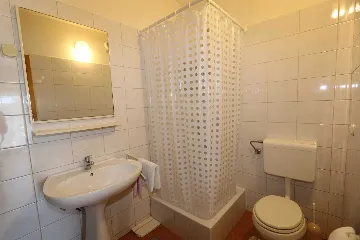 Šilo Apartment for Up to 4 Guests