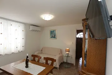 Apartment in Šilo for up to 4 guests
