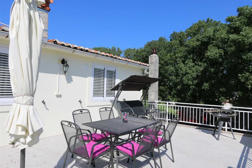 Apartment in Šilo for up to 4 guests