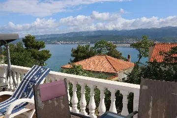 3-Bedroom Apartment in Šilo for Up to 7 Guests