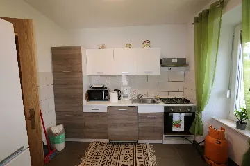 3-Bedroom Apartment in Šilo for Up to 7 Guests