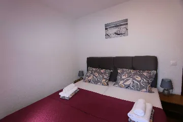 3-Bedroom Apartment in Šilo for Up to 7 Guests