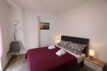 3-Bedroom Apartment in Šilo for Up to 7 Guests
