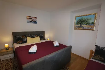 3-Bedroom Apartment in Šilo for Up to 7 Guests