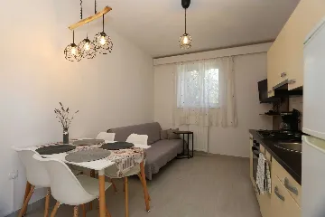 2-Bedroom Apartment in Šilo for up to 5 Guests