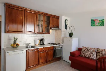 Apartment in Polje for Up to 5 Guests