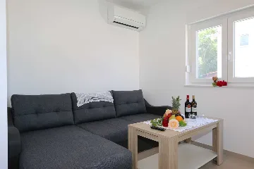 1-Bedroom Apartment in Dobrinj for 2 Guests