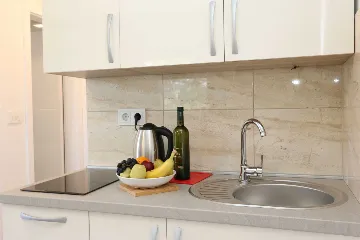 Apartment in Dobrinj for 2 Guests with Balcony