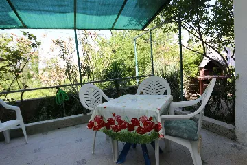 Apartment in Šilo for Up to 3 Guests