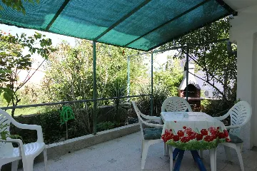 Apartment in Šilo for Up to 3 Guests