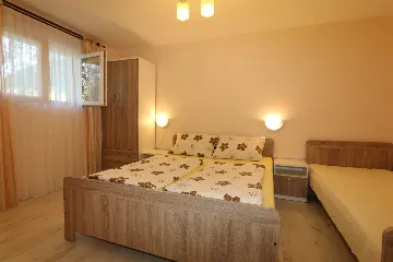 Apartment in Šilo for up to 4 Guests