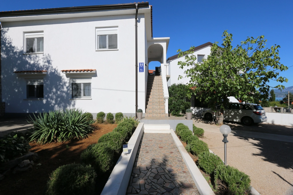 Apartment in Šilo for up to 5 Guests