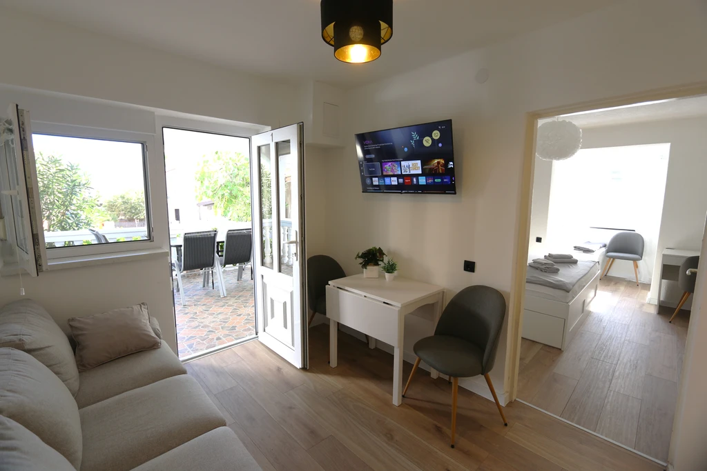 Apartment in Šilo for up to 5 Guests