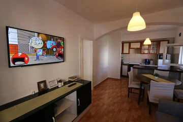 2-Bedroom Apartment in Šilo for Up to 5