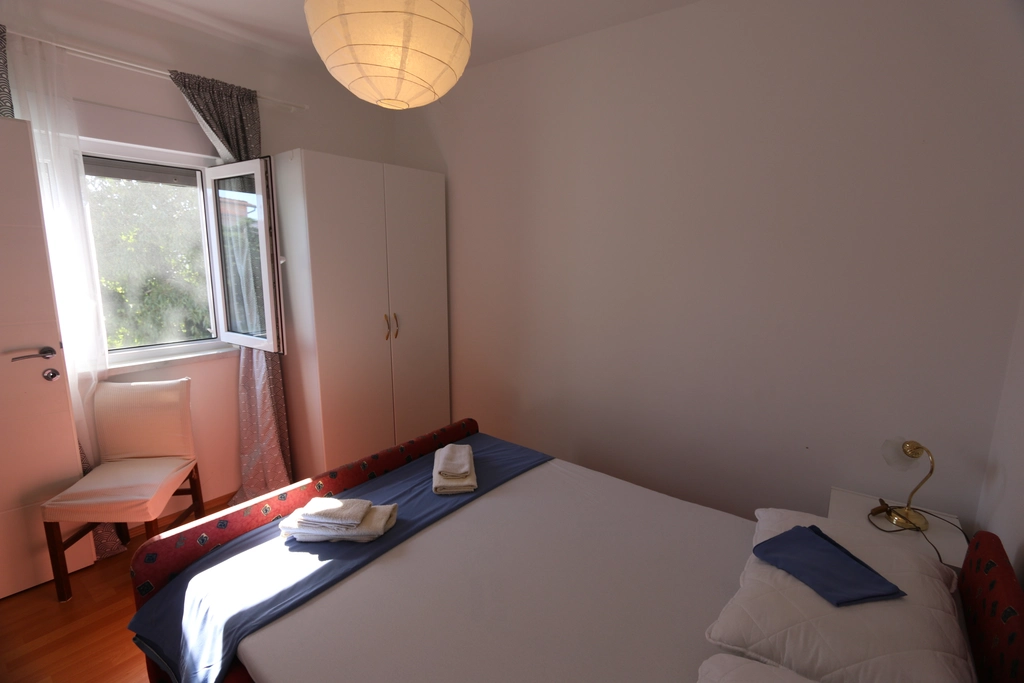 2-Bedroom Apartment in Šilo for Up to 5