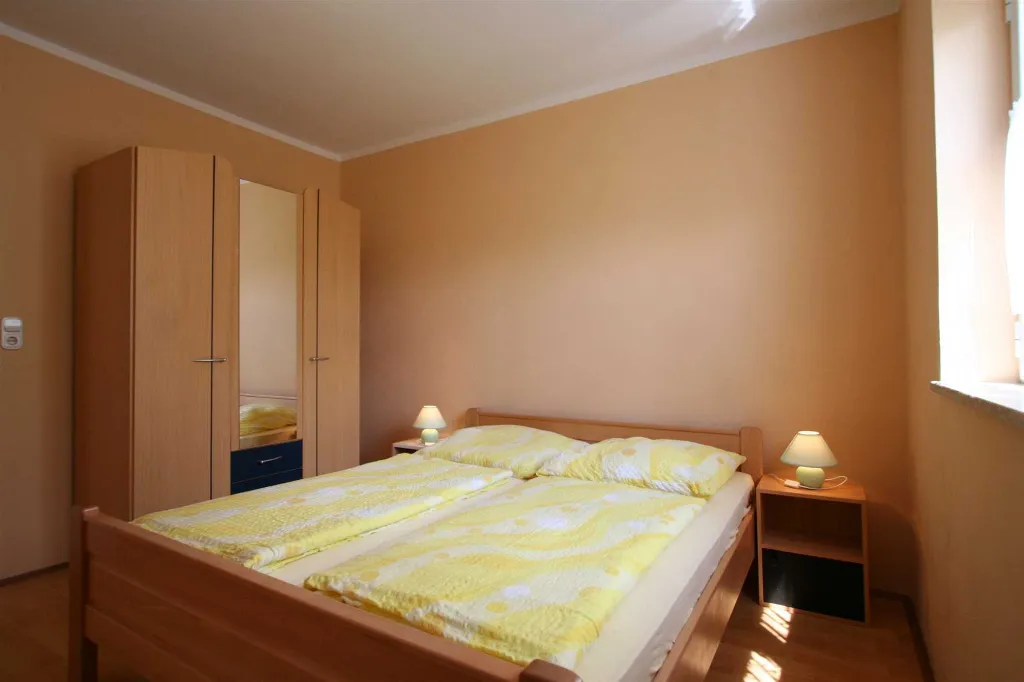 2-Bedroom Apartment in Šilo for 4 Guests