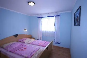 Apartment in Šilo for Up to 4 Guests